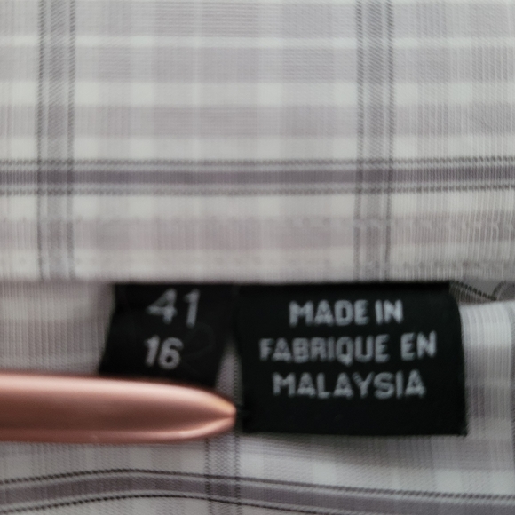 Hugo Boss slim fit dress shirt - Picture 15 of 16